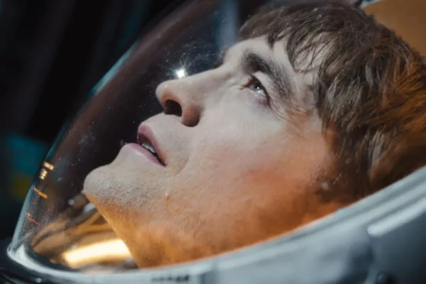 Mickey 17” Trailer Review: A Haunting Journey Through Life, Death, and Rebirth Mickey 17” Trailer Review A Haunting Journey Through Life, Death, and Rebirth Filmyvision