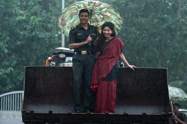 Amaran Review: A Hero’s Journey of Valor and Sacrifice (Read real incident) Amaran Review A Heros Journey of Valor and Sacrifice Read real incident filmy vision